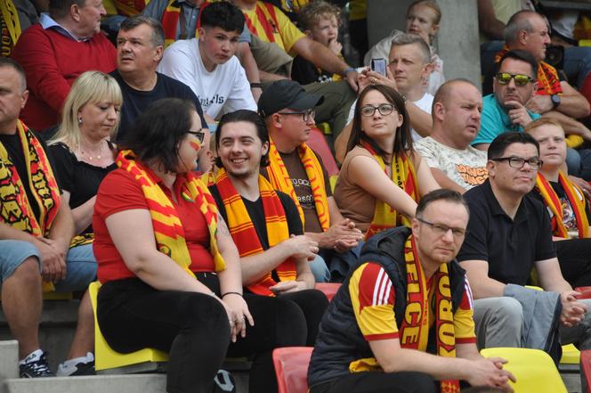 Korona Kielce - Ruch Chorzów. Zdjęcia kibiców na Suzuki Arenie