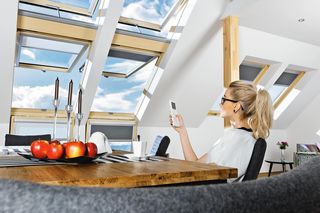 Napęd elektryczny do okien – jak go dobrać i zamontować krok po kroku?