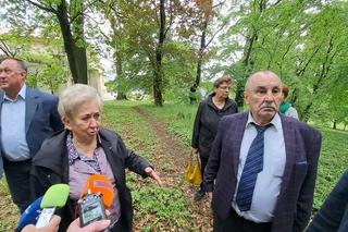 Poszukiwanie mogiły żołnierzy niemieckich w Parku Sanguszków w Tarnowie