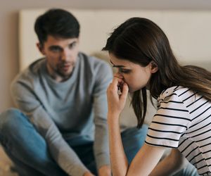 Ekspertka rozwodowa alarmuje do kobiet: „Uciekaj!”. Podała jasny sygnał, że małżeństwo jest toksyczne