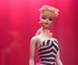Design Museum w Londynie świętuje 65. urodziny Barbie