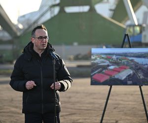 Donald Tusk i Dariusz Klimczak odwiedzili Port Gdańsk