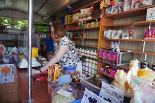 Sklep Nie tylko dla psa i kota kończy działalność. Odwiedził go youtuber Przemek Pro