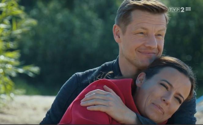 M jak miłość odc. 1610. Magda (Anna Mucha), Paweł (Rafał Mroczek)