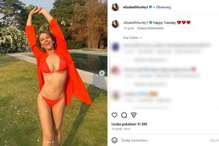 Emerytka Liz Hurley wygina się w bikini. Pozuje w luksusowej willi ojca kontrowersyjnej gwiazdy