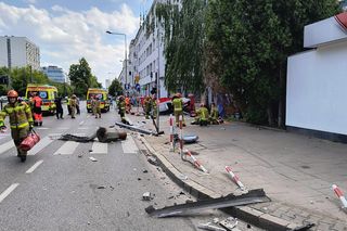 Groźny wypadek w Warszawie. Za kierownicą siedział adwokat po kokainie