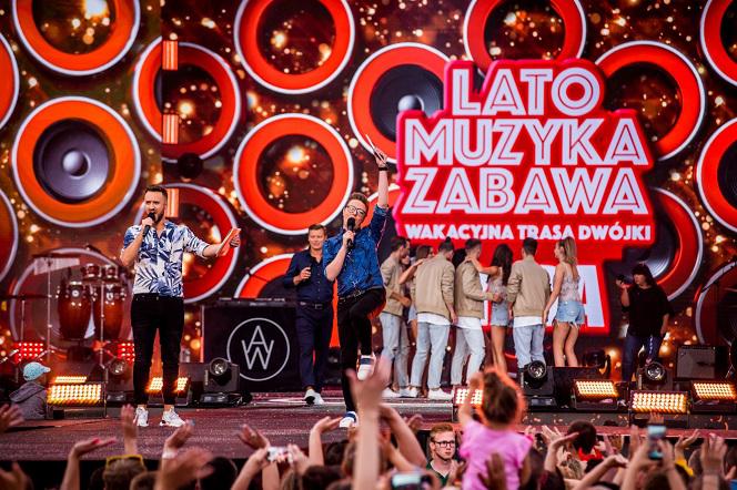 Wakacyjna Trasa Dwójki 2020 - Płock. Kto wystąpi podczas koncertu 12 lipca?