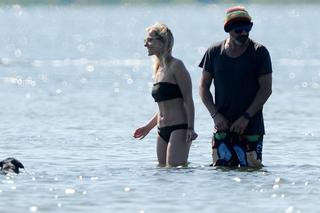 Patrycja Markowska  na skuterze 