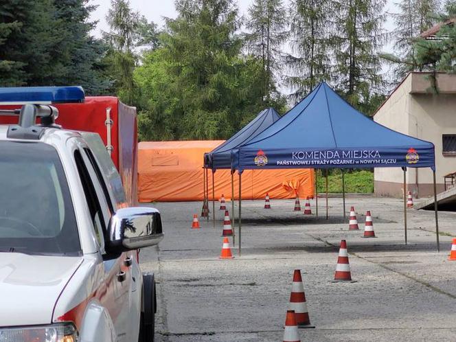 Koronawirus. W Nowym Sączu działa punkt poboru wymazów. Ruszyły badania przesiewowe