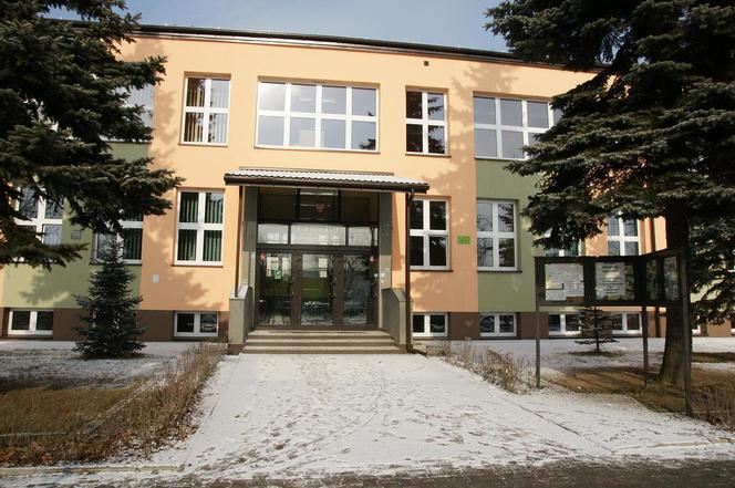 I LO im. Wł. Broniewskiego w Bełchatowie