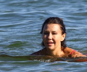 Anna Popek pracuje w zimnym morzu