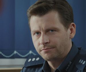 M jak miłość odc. 1878. Adam Karski (Patryk Szwichtenberg)