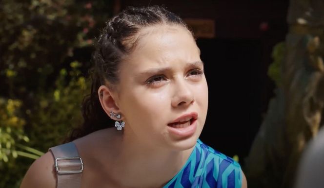 Wszystko zacznie się od tego, że Melodi pokłóci się z Melis o to, jak traktuje Zeynep.