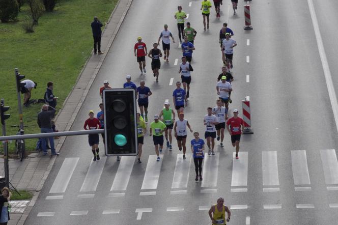 MARATON WARSZAWSKI 2015 ZDJĘCIA UCZESTNIKÓW