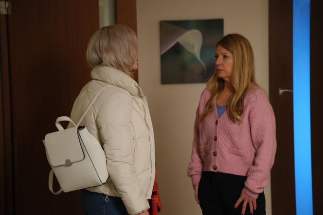 Na Wspólnej odc. 3433. Nina (Liliana Jakubowska), Renata (Marta Jankowska)