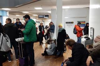 Pasażerowie WizzAir do Katowic utknęli na lotnisku w Luton