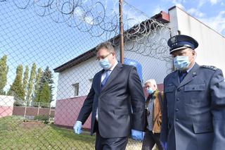 Wiceminister Sprawiedliwości odwiedził osadzonych w Areszcie Śledczym na Grochowie