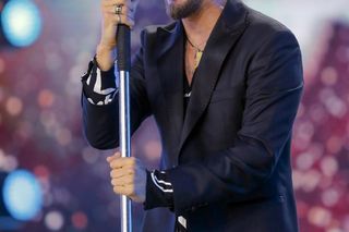 Sylwester z Dwójką 2024 - PROWADZĄCY. Kto prowadzi sylwestra na Stadionie Śląskim?