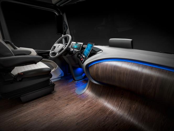 Mercedes Future Truck 2025