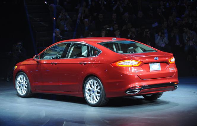 Ford Mondeo na salonie samochodowym w Detroit