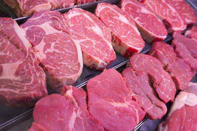 Im mniej mięsa w diecie, tym niższe ryzyko raka. Badania rozwiewają wątpliwości 