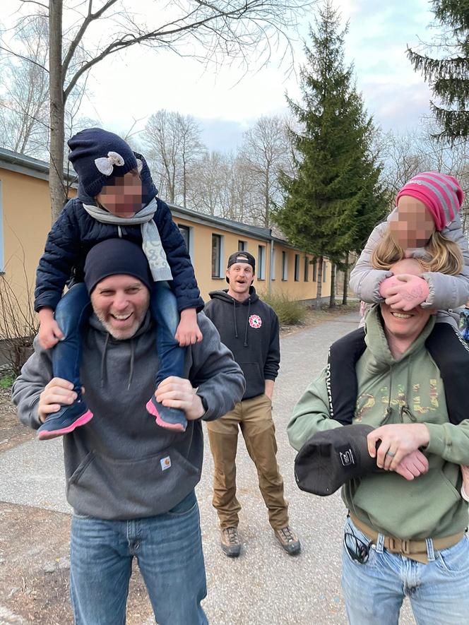 Były żołnierz Marine pomaga dzieciom z Ukrainy