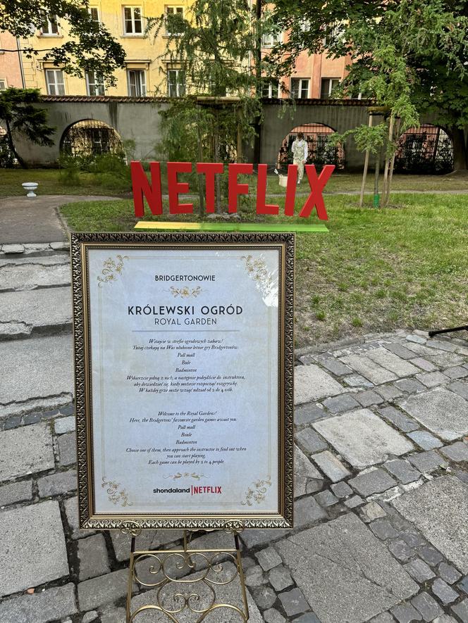 Gwiazdy hitu Netflixa i polskiego kina zawitały w warszawskim hotelu Bellotto.