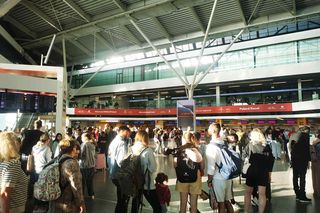 Drony nad Polską. Lotnisko Chopina