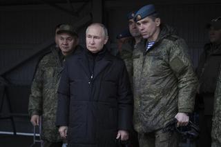 Putin pojawił się na Ukrainie. Miał dla swoich żołnierzy wielkanocny prezent