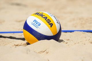 Turniej siatkówki plażowej w Lesznie. Podczas Barbarella Cup zagrają 24 drużyny