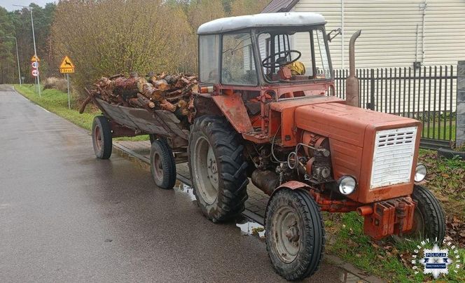 Ciągnikiem bez uprawnień w gminie Mirzec