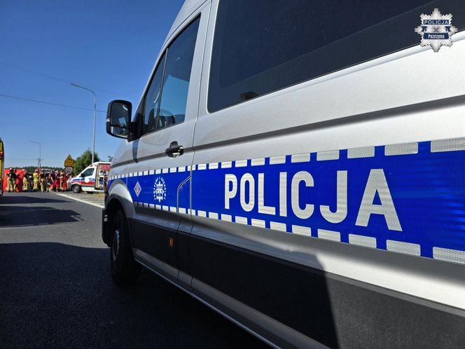 Kobiór. Śmiertelny wypadek na DK nr 1. Pasażerka citroena nie żyje [ZDJĘCIA]