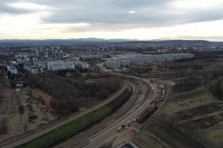 Linia tramwajowa do Górki Narodowej gotowa już w wakacje. Zobaczcie zdjęcia z budowy!