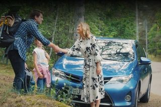 M jak miłość odc. 1820. Dima (Michaił Pszeniczny), Julia (Marta Chodorowska), Nadia (Mira Fareniuk) -