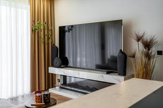 Apartament w stylu glamour inspirowany afrykańską przyrodą