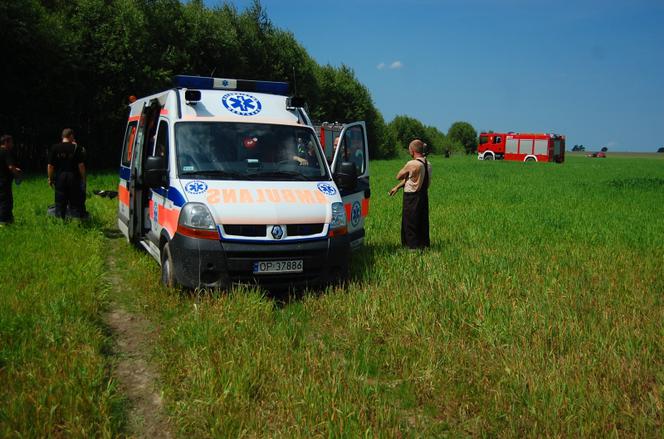 Wypadek szybowca, roztrzaskał się w lesie