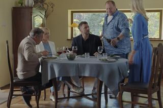 M jak miłość, odcinek 1886. Bartek (Arkadiusz Smoleński), Jagoda (Katarzyna Kołeczek), Dorota (Iwona Rejzner)