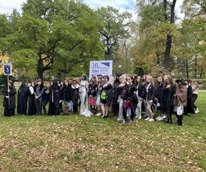Był Harry Potter czy Stanisław Wokulski. Literacki pochód przeszedł ulicami Nowego Sącza