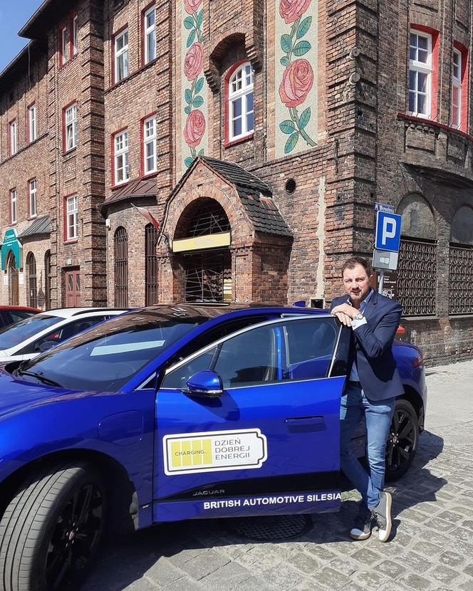 Jerzy Dudek z elektrycznym Jaguarem I-Pace