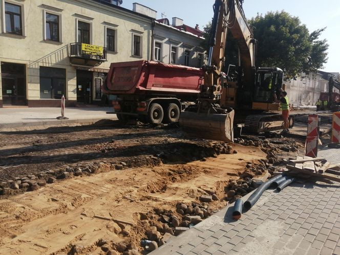 Remont ul. Piłsudskiego w Siedlcach, natrafiono na ciekawe znalezisko