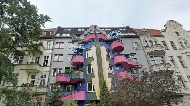 Kolorowa plomba we Wrocławiu. W latach 90-tych to był najpiękniejszy budynek we Wrocławiu