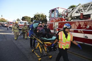 Samolot uderzył w budynek niedaleko Los Angeles