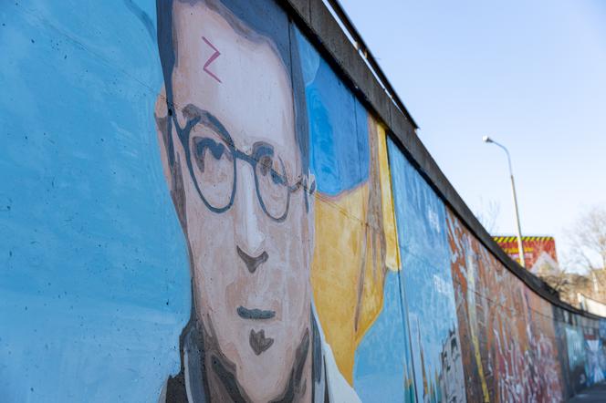 Putin był Voldemortem, a Zełenski jest Harrym Potterem! Antywojenny mural w Poznaniu