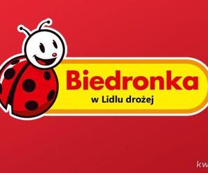 Zacięta walka Biedronki i Lidla trwa. Memy o dyskontach zalały internet. Pękniesz ze śmiechu!