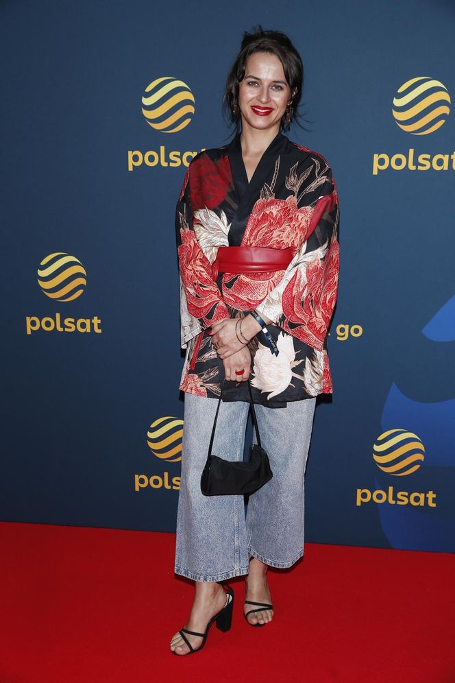 Gwiazdy na jesiennej ramówce Polsatu błyszczały błękitem i dekoltami poniżej pasa. Tylko Ada Fijał i Kasia Cichopek przełamały sztampę