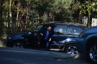 Jacek Kurski z rodziną święci pokarmy w kościele