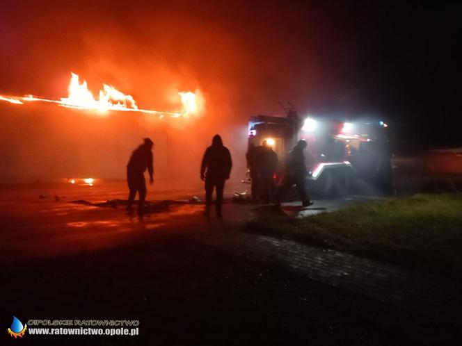 Pożar hotelu w Chrząstowicach. Jedna osoba zginęła, dwie są ranne 