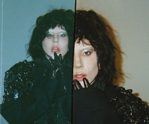 Nowa płyta Lady Gagi pełna odniesień do legend muzyki. Na Mayhem czuć nawet ducha Jacksona! 