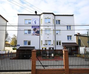 Porywacze dzieci grasują w Warszawie?! „Próbowali nakłonić 9-latka, żeby wsiadł do auta”. Rodzice przerażeni