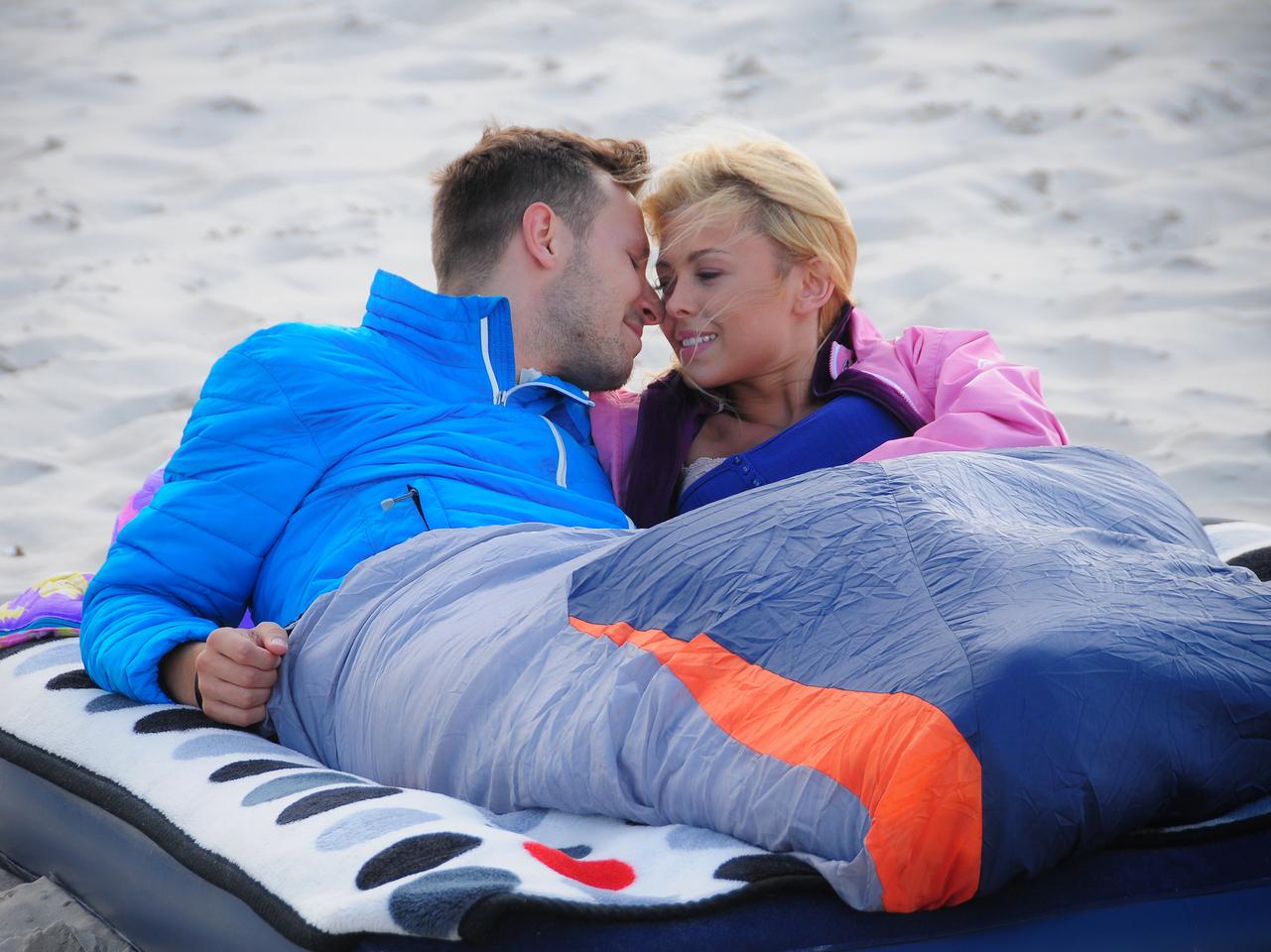 Pierwsza miłość. Jowita (Joanna Opozda), Radek (Mateusz Banasiuk)